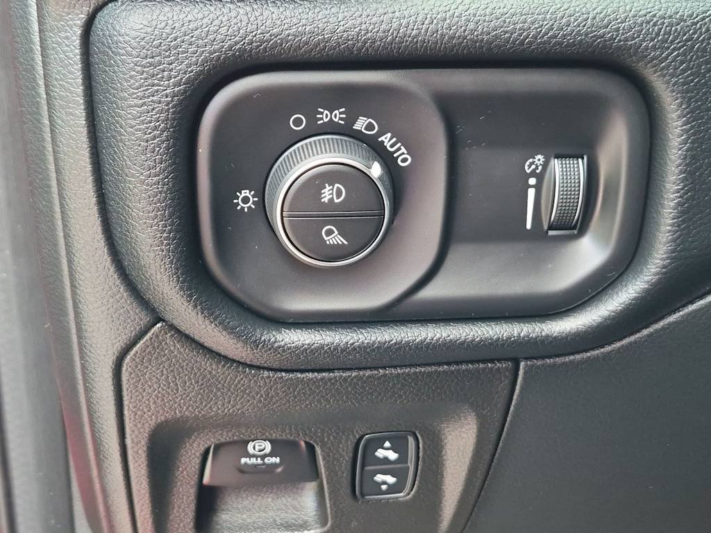 Thumbnail: 2022 RAM 1500 - 28