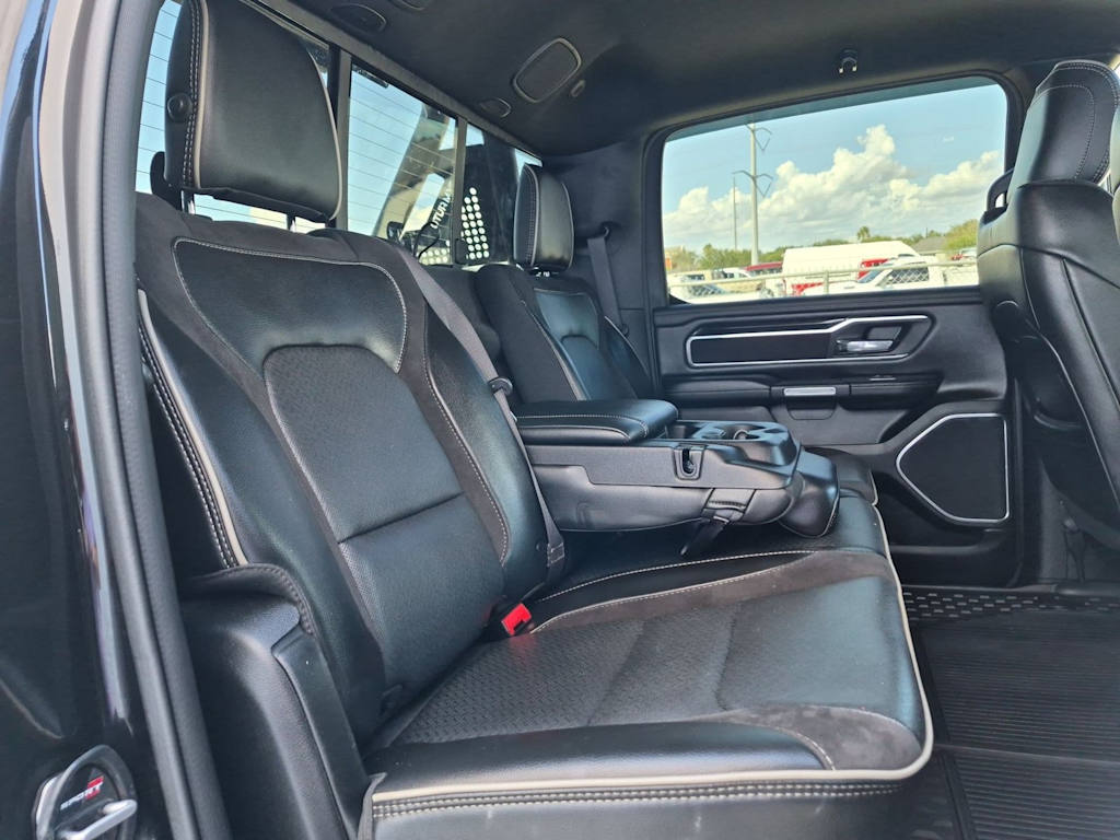 Thumbnail: 2022 RAM 1500 - 32