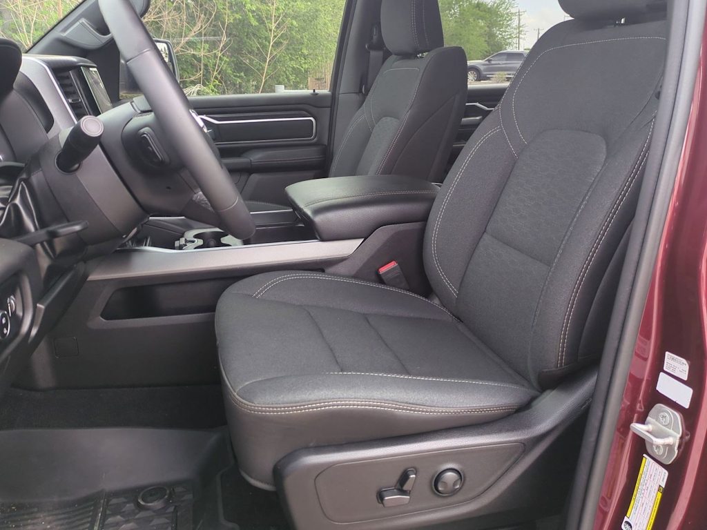 Thumbnail: 2025 RAM 1500 - 11