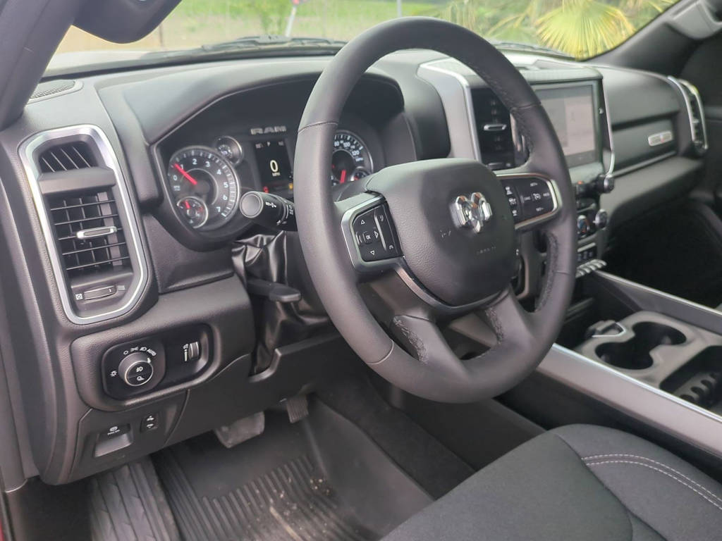 Thumbnail: 2025 RAM 1500 - 2