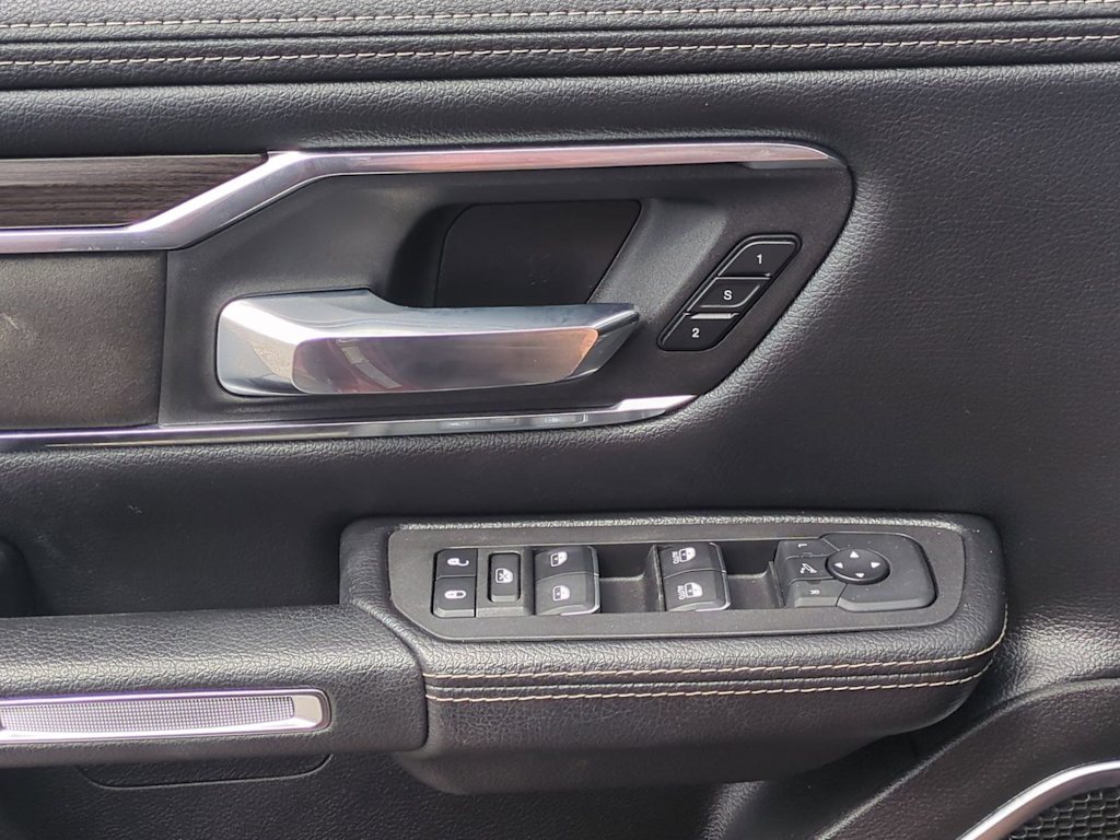Thumbnail: 2025 RAM 1500 - 31
