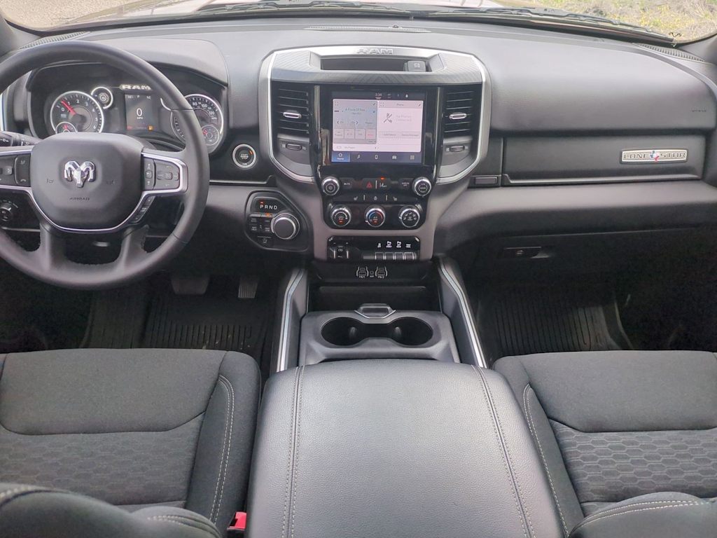 Thumbnail: 2025 RAM 1500 - 10