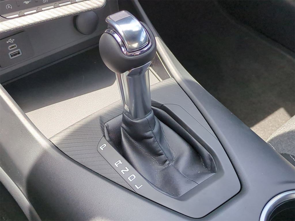 Thumbnail: 2025 Ford Mustang - 15