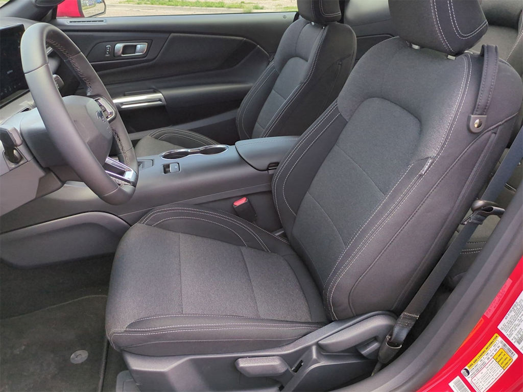 Thumbnail: 2025 Ford Mustang - 10