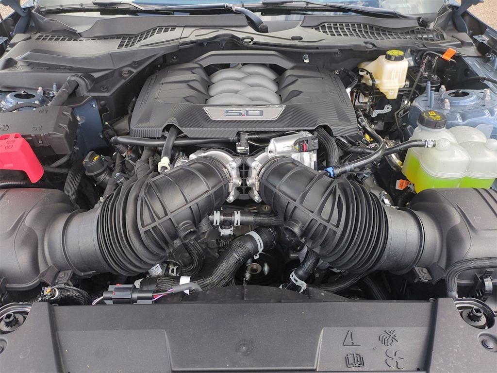 Thumbnail: 2025 Ford Mustang - 9