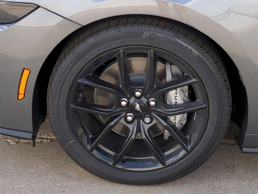 Thumbnail: 2025 Ford Mustang - 8