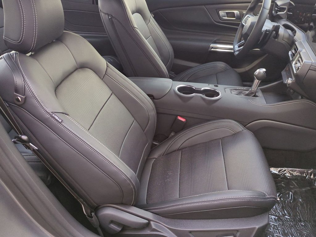 Thumbnail: 2025 Ford Mustang - 11