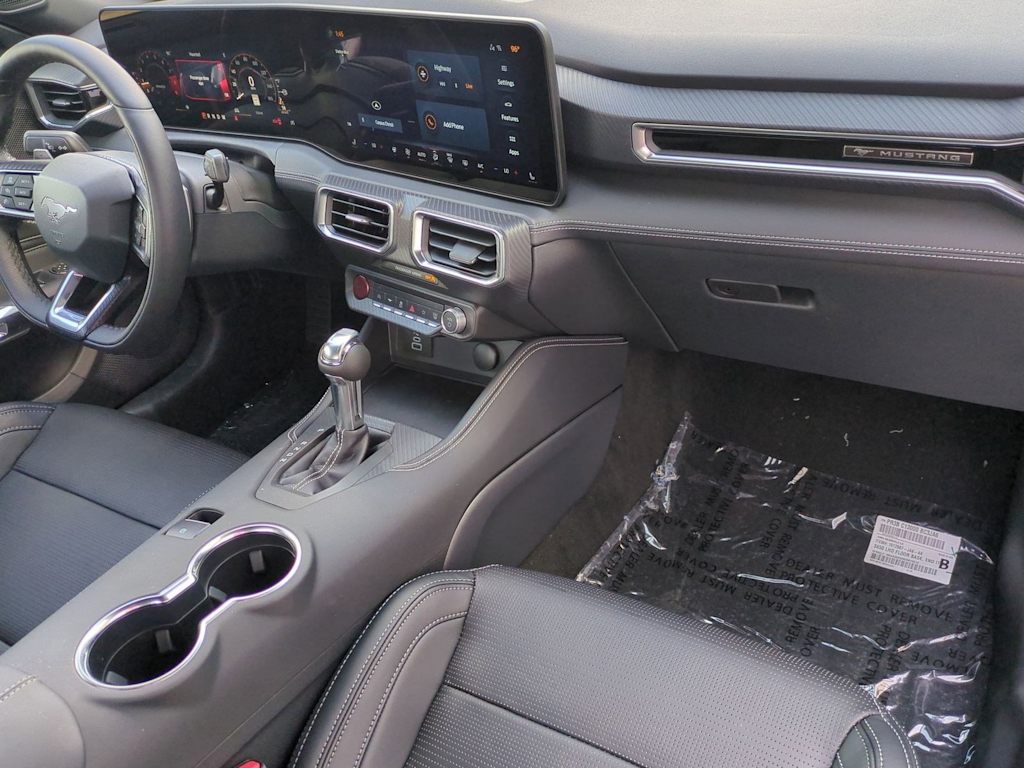 Thumbnail: 2025 Ford Mustang - 13