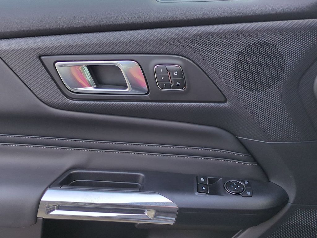 Thumbnail: 2025 Ford Mustang - 30