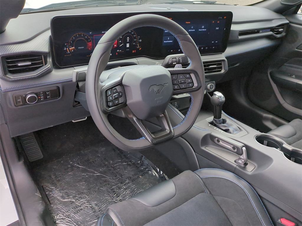 Thumbnail: 2025 Ford Mustang - 2