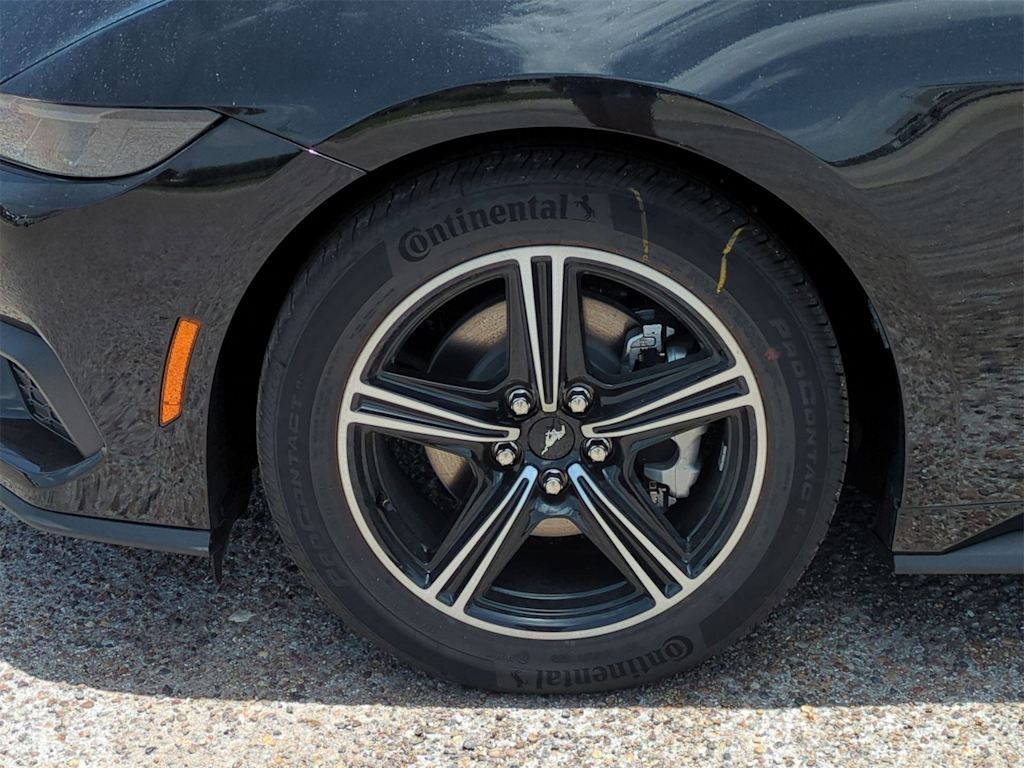 Thumbnail: 2025 Ford Mustang - 8