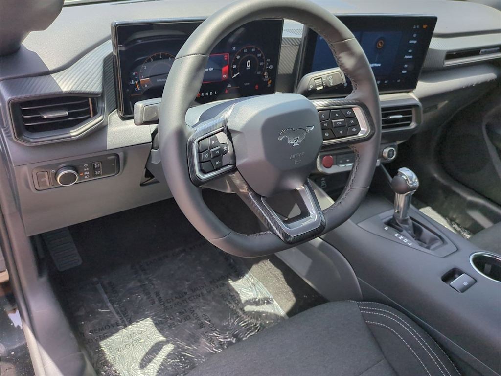 Thumbnail: 2025 Ford Mustang - 2