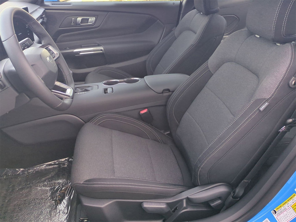 Thumbnail: 2025 Ford Mustang - 11