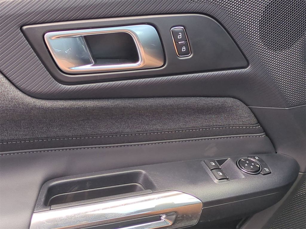 Thumbnail: 2025 Ford Mustang - 30