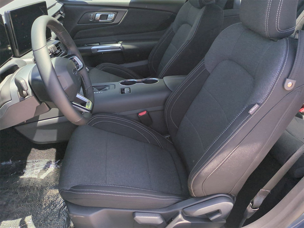 Thumbnail: 2025 Ford Mustang - 10