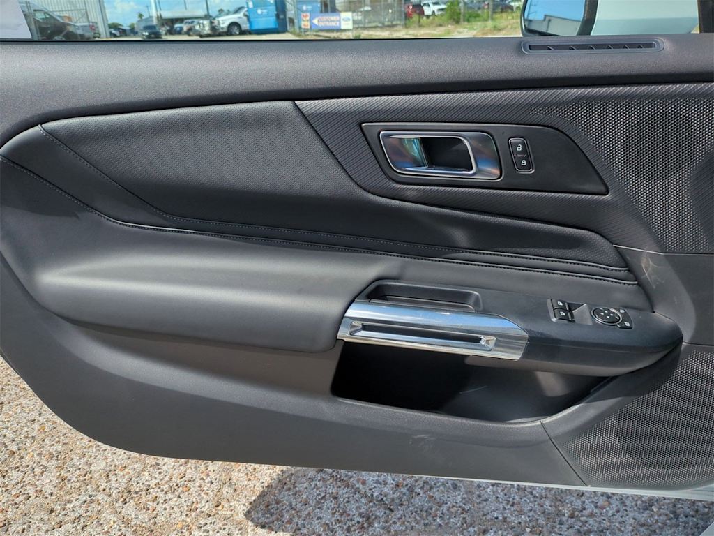 Thumbnail: 2025 Ford Mustang - 29