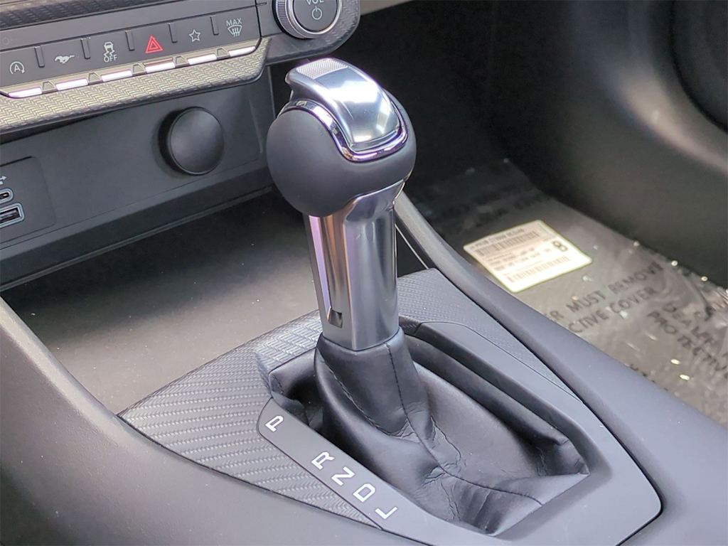 Thumbnail: 2025 Ford Mustang - 15