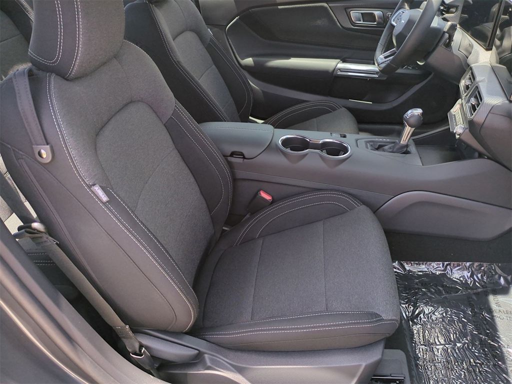 Thumbnail: 2025 Ford Mustang - 31