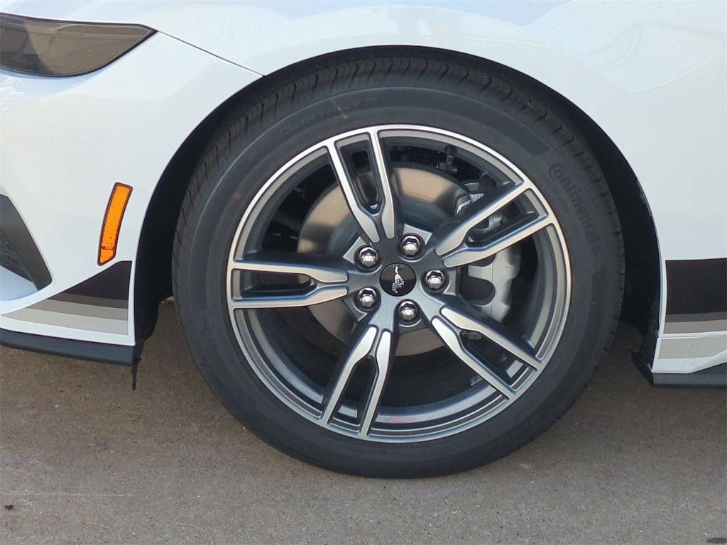 Thumbnail: 2025 Ford Mustang - 8