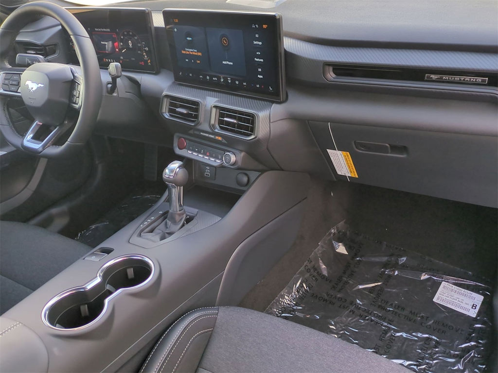 Thumbnail: 2025 Ford Mustang - 14