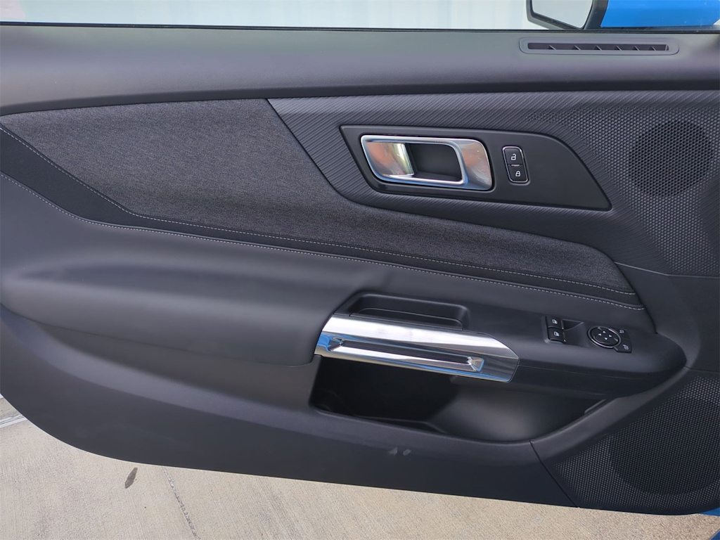 Thumbnail: 2025 Ford Mustang - 28