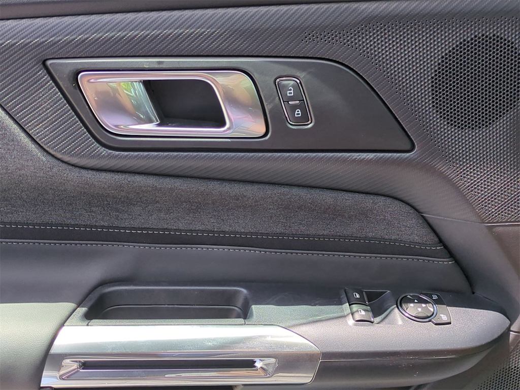 Thumbnail: 2025 Ford Mustang - 29