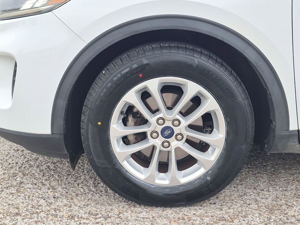 Thumbnail: 2021 Ford Escape - 8