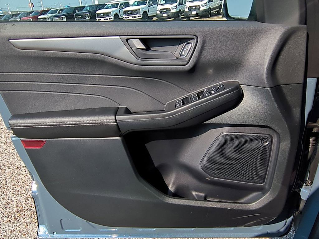 Thumbnail: 2026 Ford Escape - 30