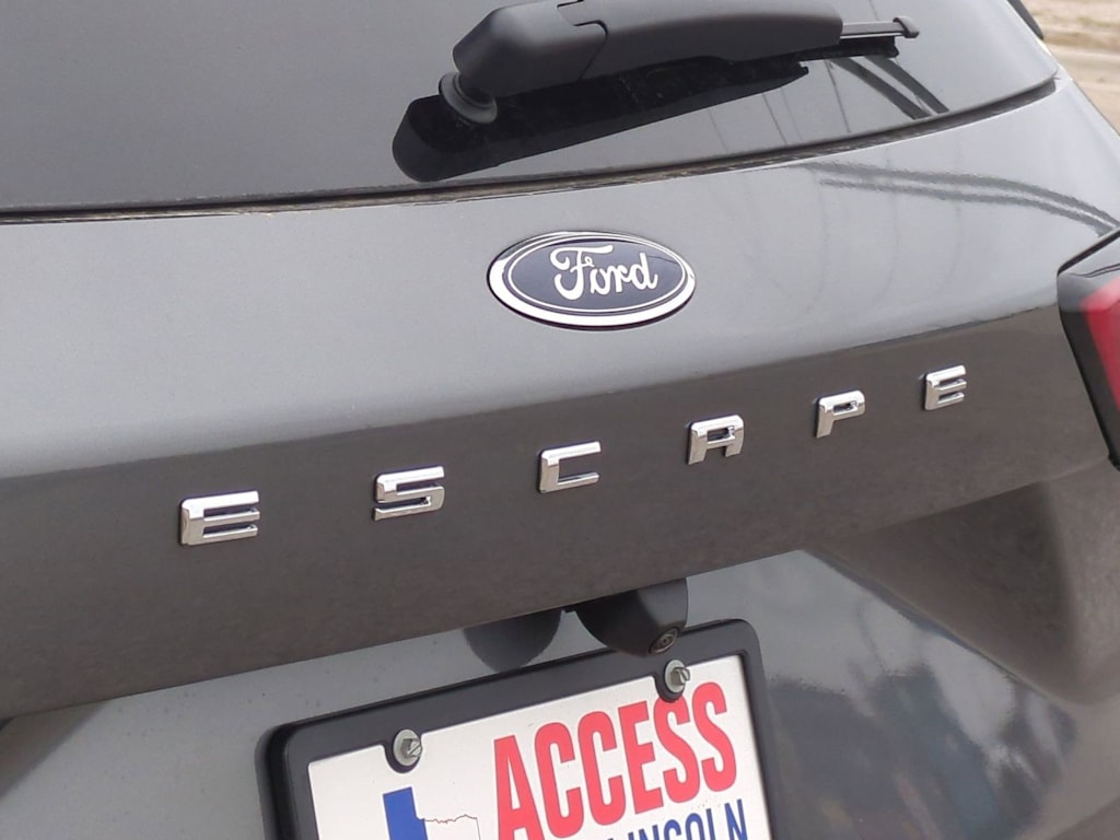 Thumbnail: 2026 Ford Escape - 7