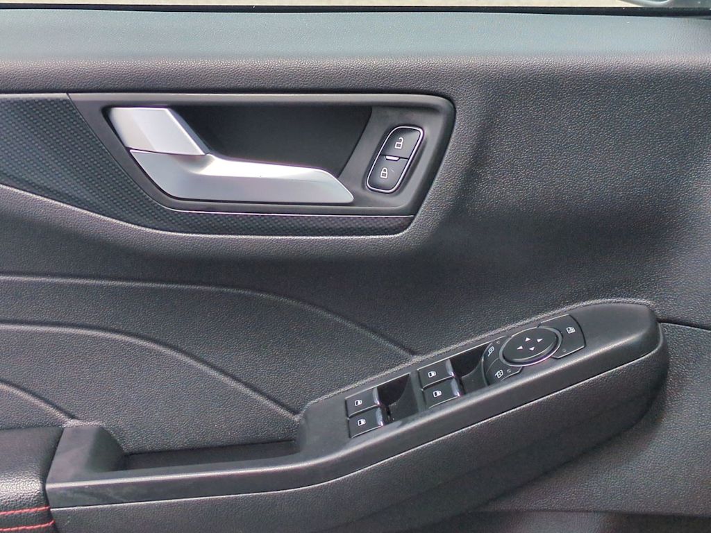 Thumbnail: 2025 Ford Escape - 31