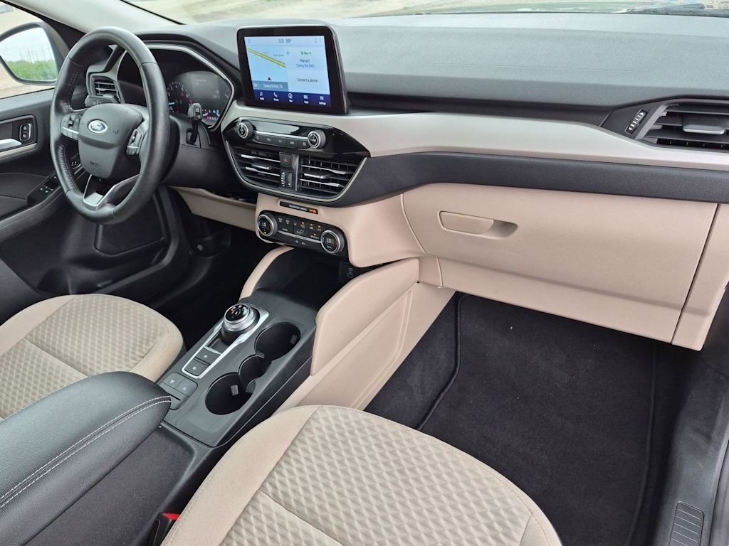 Thumbnail: 2021 Ford Escape - 14
