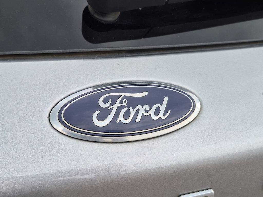 Thumbnail: 2021 Ford Escape - 7