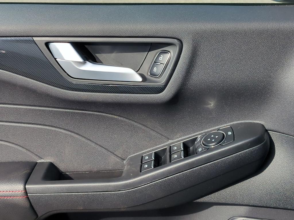 Thumbnail: 2026 Ford Escape - 32