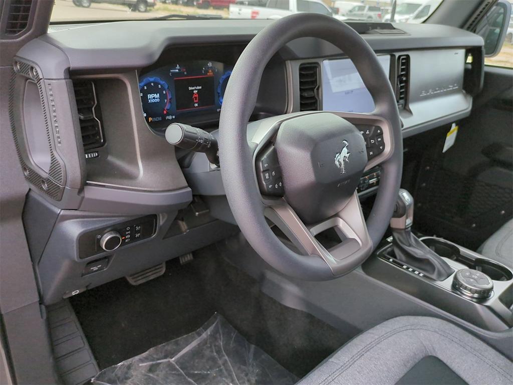 Thumbnail: 2025 Ford Bronco - 2