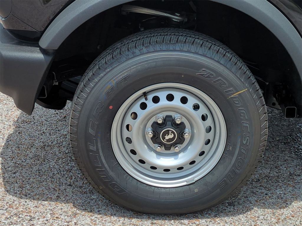 Thumbnail: 2025 Ford Bronco - 32