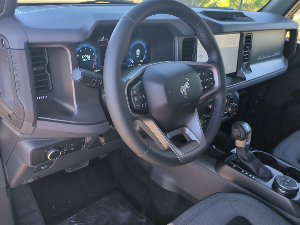 Thumbnail: 2025 Ford Bronco - 2