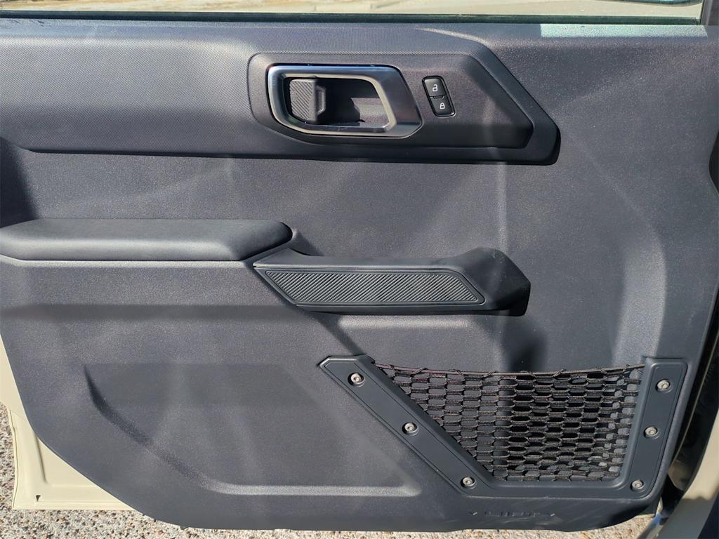 Thumbnail: 2025 Ford Bronco - 31