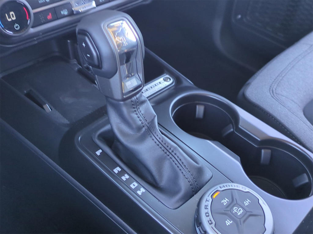 Thumbnail: 2025 Ford Bronco - 15