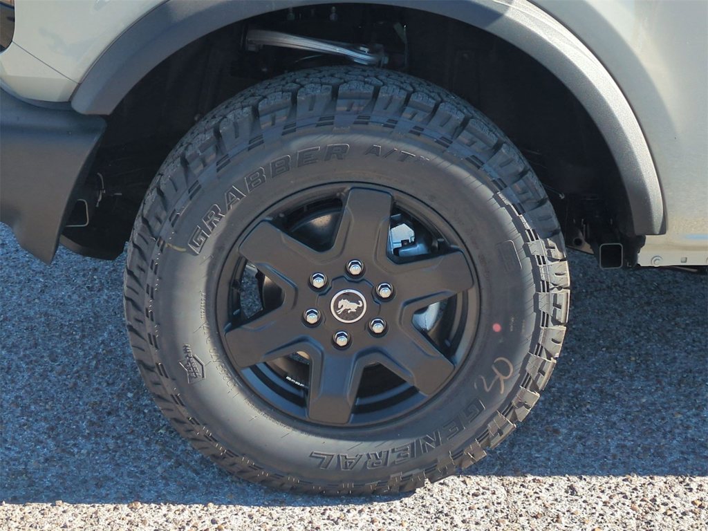 Thumbnail: 2025 Ford Bronco - 7