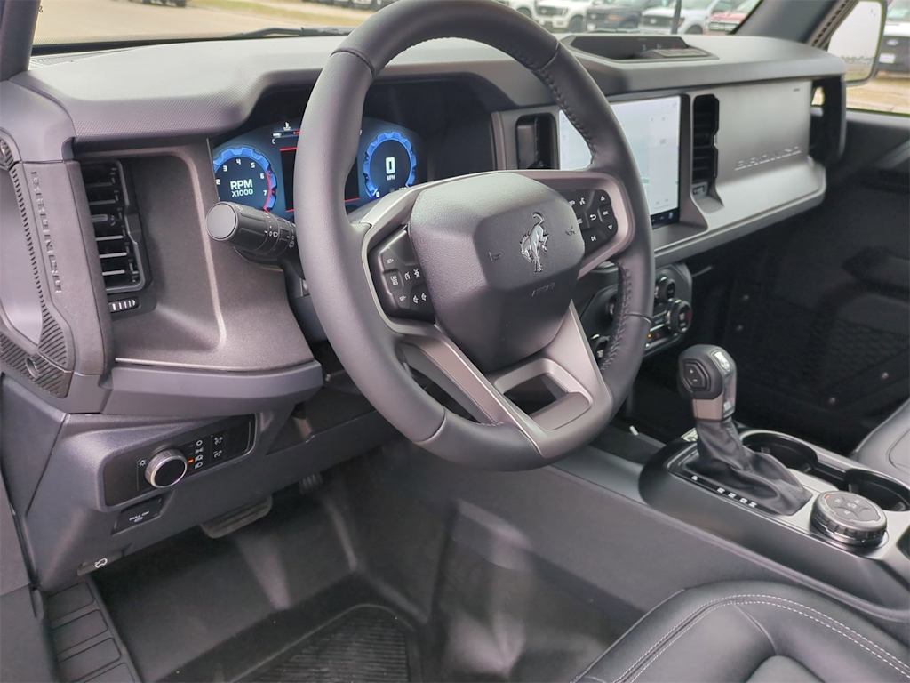 Thumbnail: 2025 Ford Bronco - 2