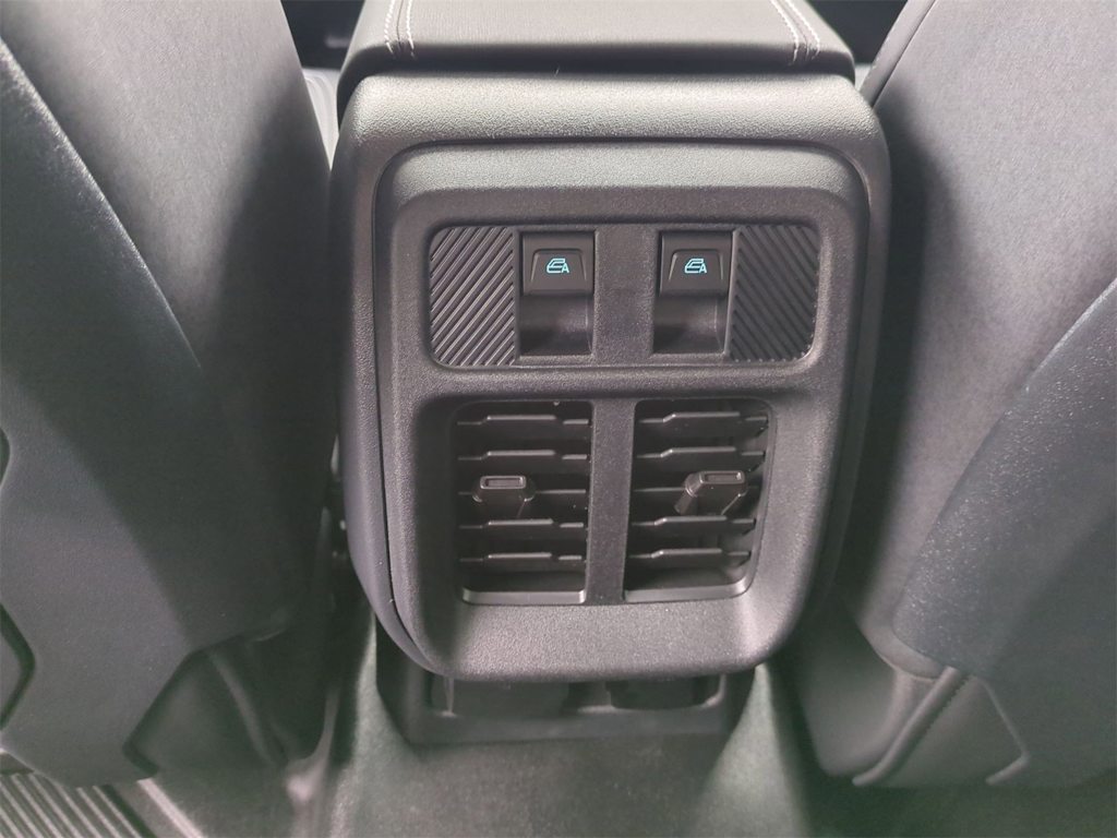 Thumbnail: 2025 Ford Bronco - 30