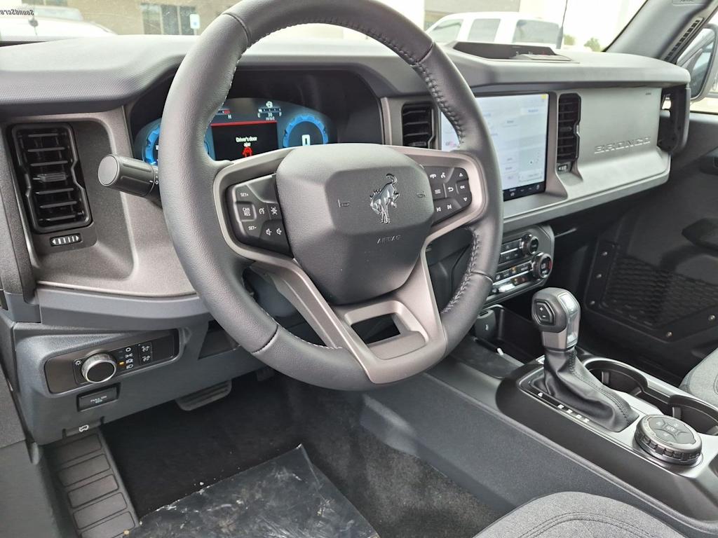 Thumbnail: 2026 Ford Bronco - 2