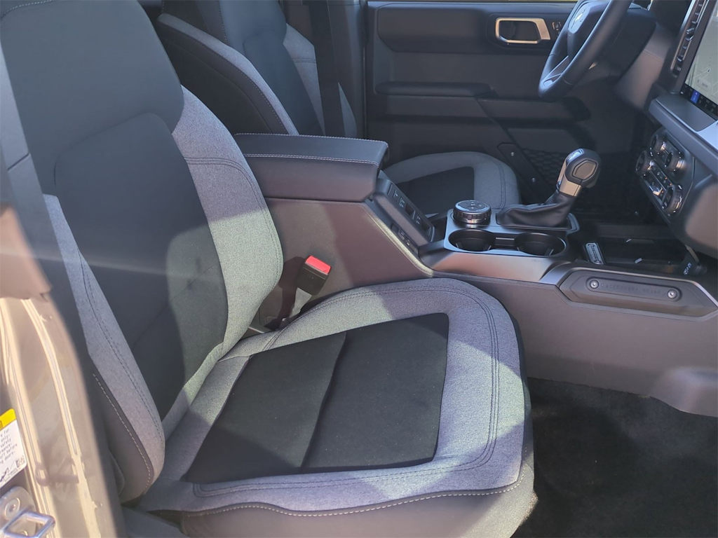 Thumbnail: 2025 Ford Bronco - 12