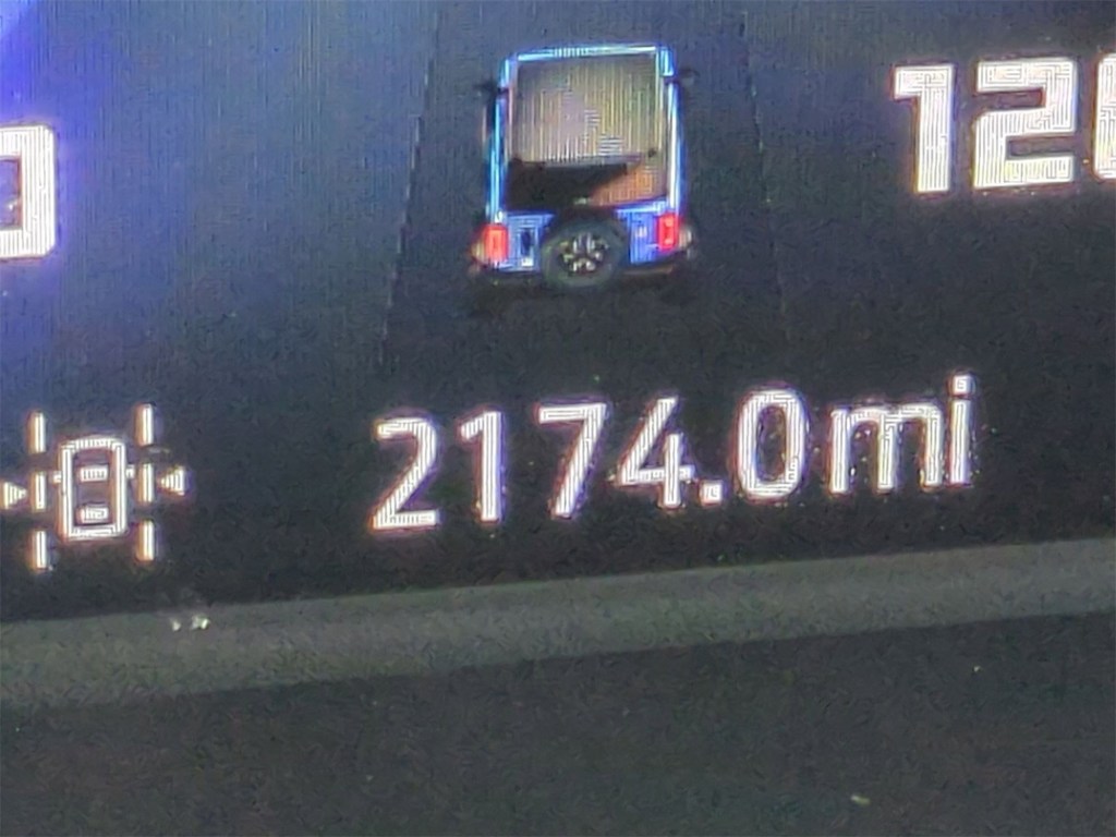 Thumbnail: 2025 Ford Bronco - 25