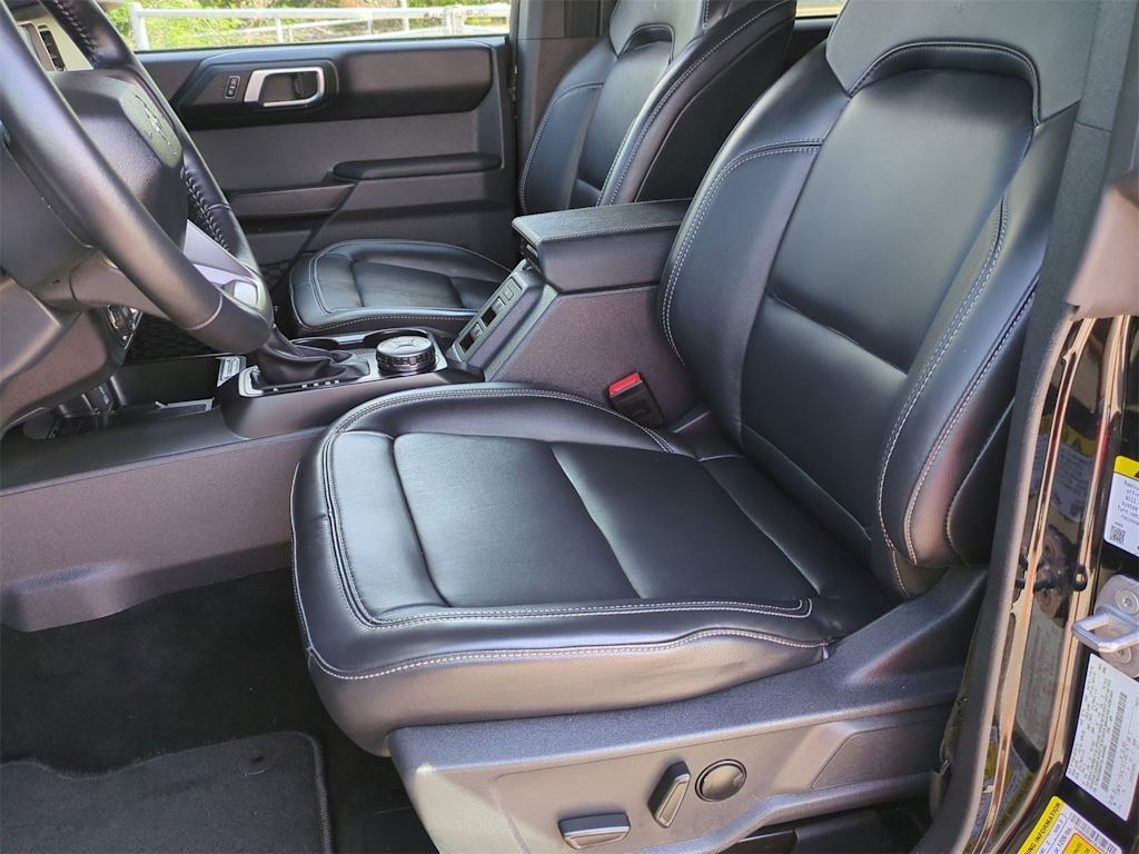 Thumbnail: 2025 Ford Bronco - 10