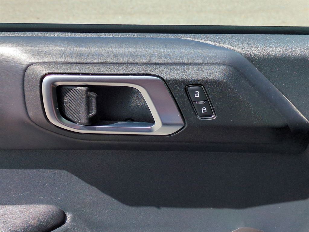 Thumbnail: 2025 Ford Bronco - 32