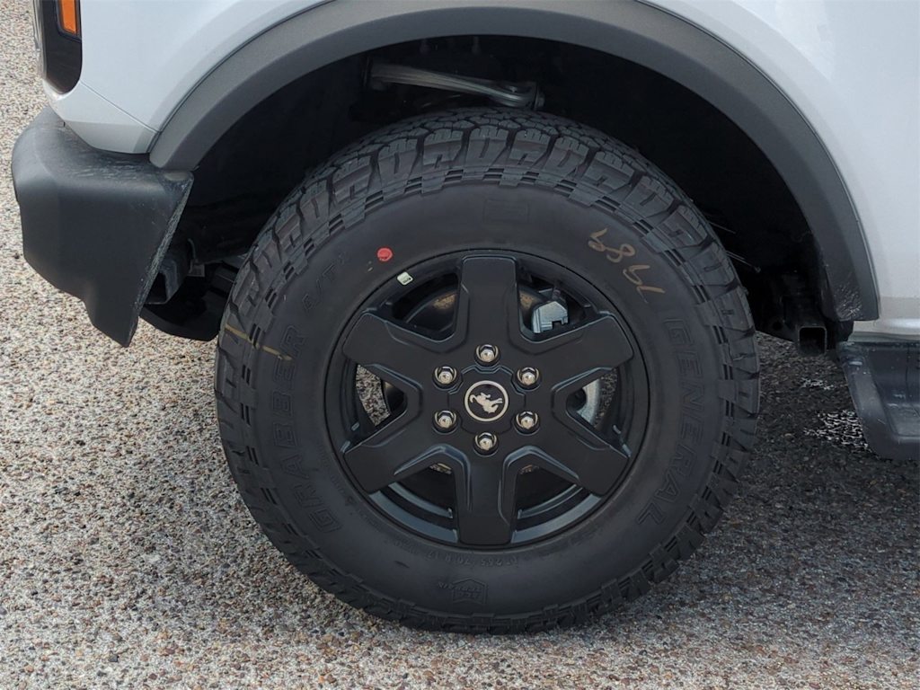 Thumbnail: 2025 Ford Bronco - 7