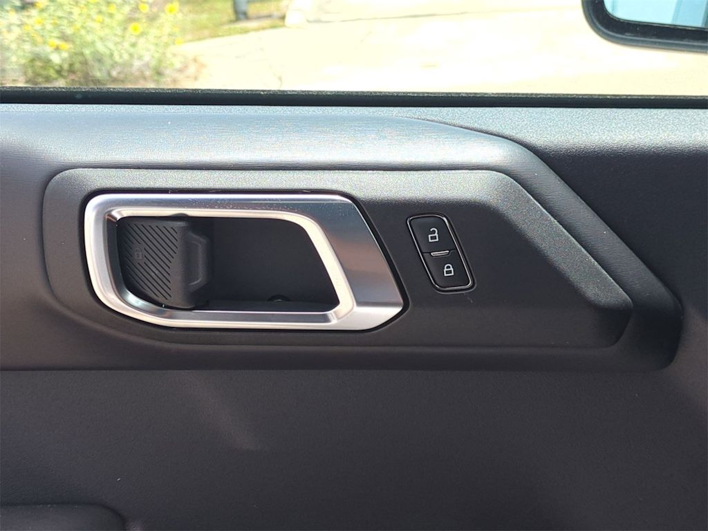 Thumbnail: 2025 Ford Bronco - 32