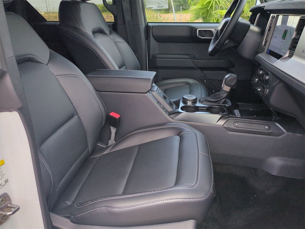 Thumbnail: 2025 Ford Bronco - 11