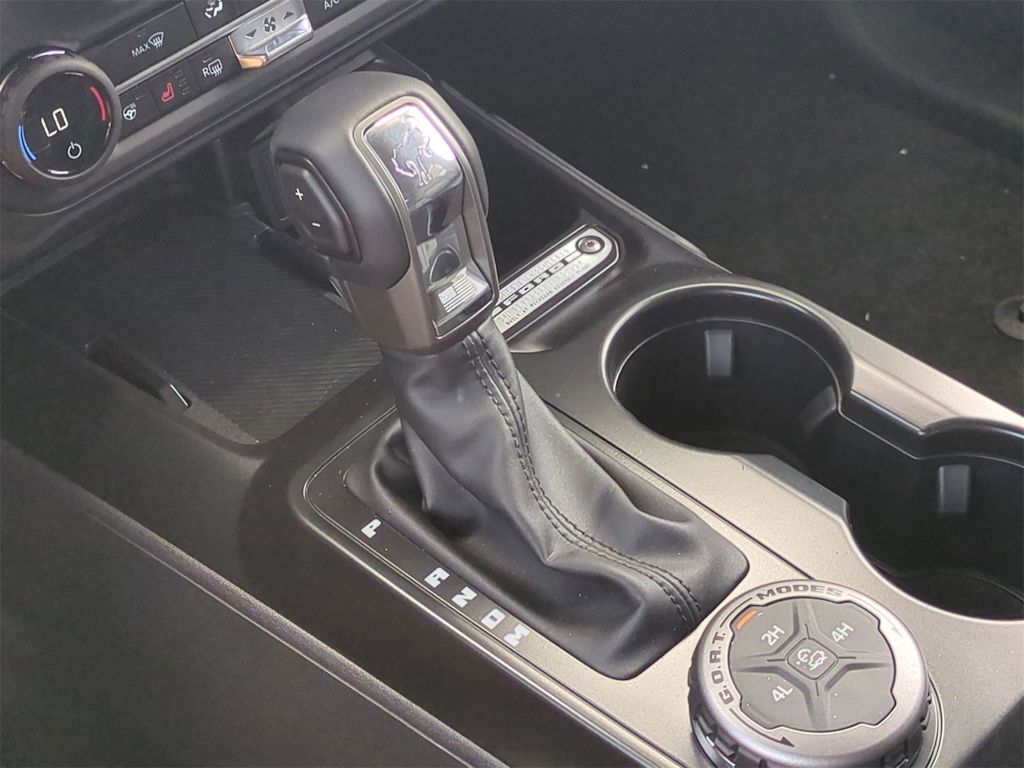 Thumbnail: 2025 Ford Bronco - 15